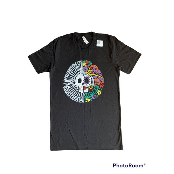 Canvas Other - Unisex Skull t-shirt, Obsessed with Skulls, Skull & Bones, Color Black Size S